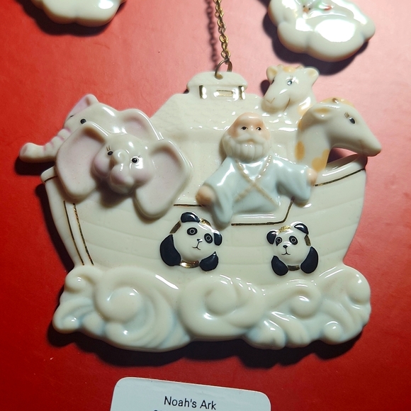 Lenox Noah's Ark Porcelain Collectible Ornament. - Picture 3 of 10